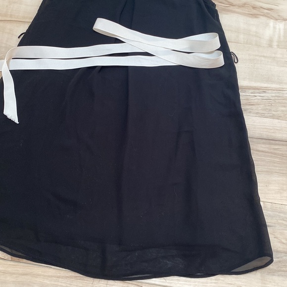 Soprano Girls S 7/8 Black Dress With White Flowers And Belt. Super cute. 2 layer - Picture 3 of 9